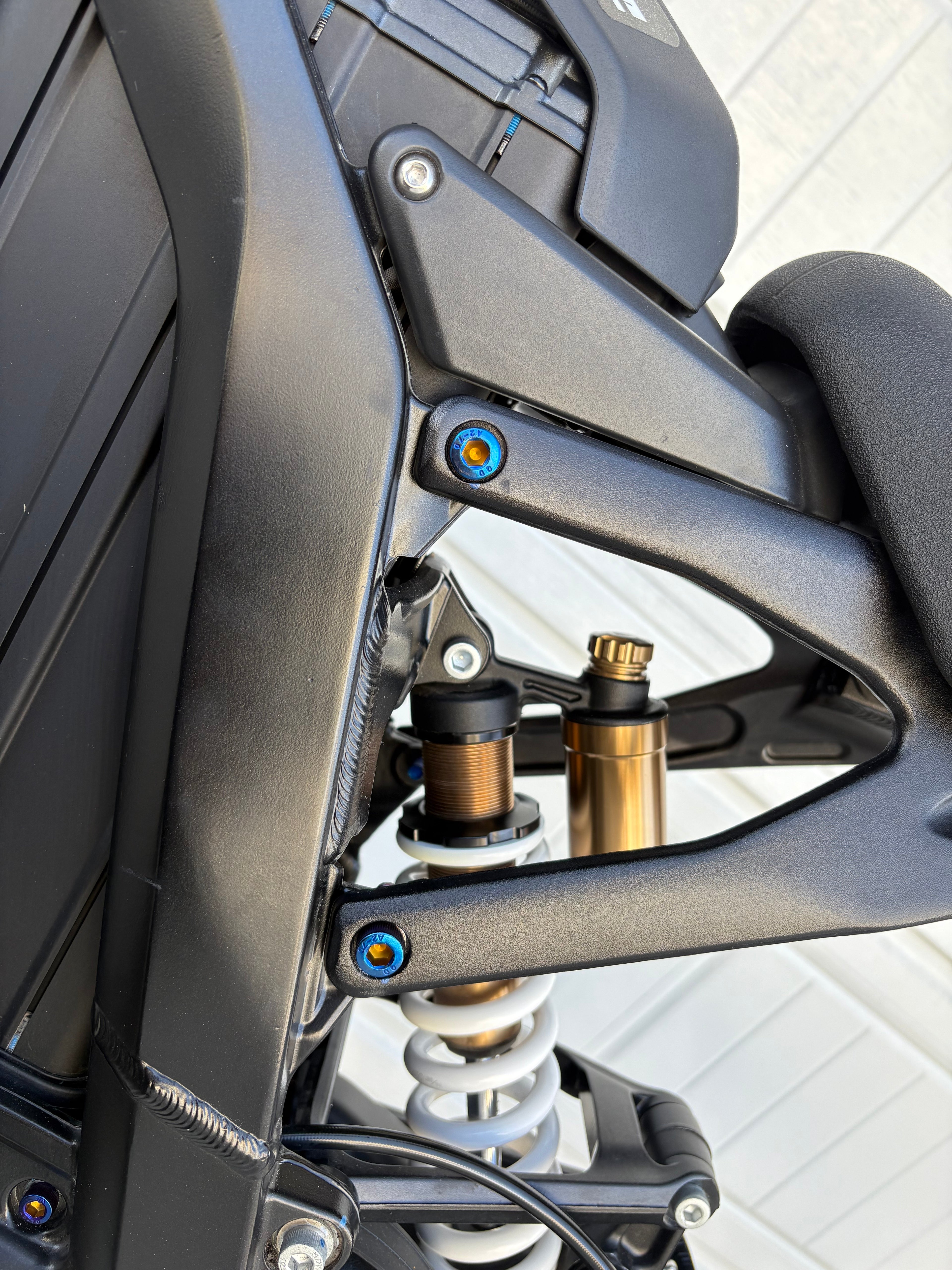 Titanium Bolt Kit for Surron LBX Seat Mount